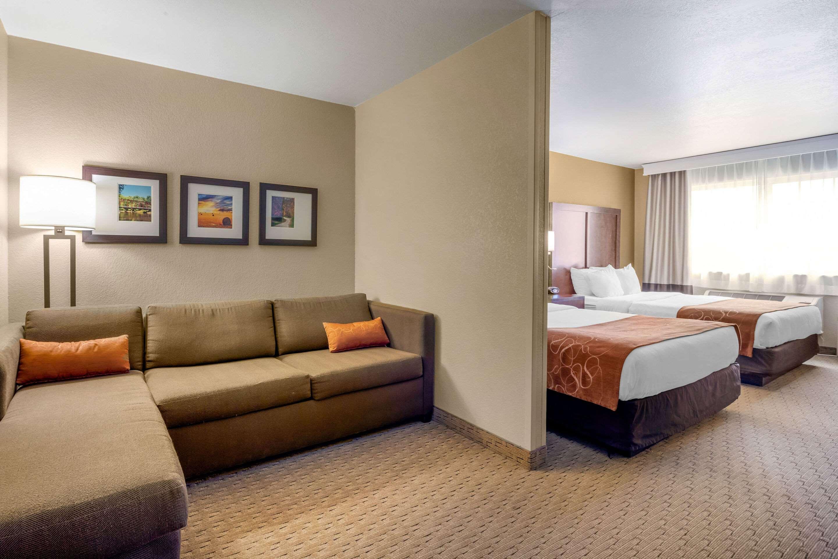 Comfort Suites ברלינגטון מראה חיצוני תמונה