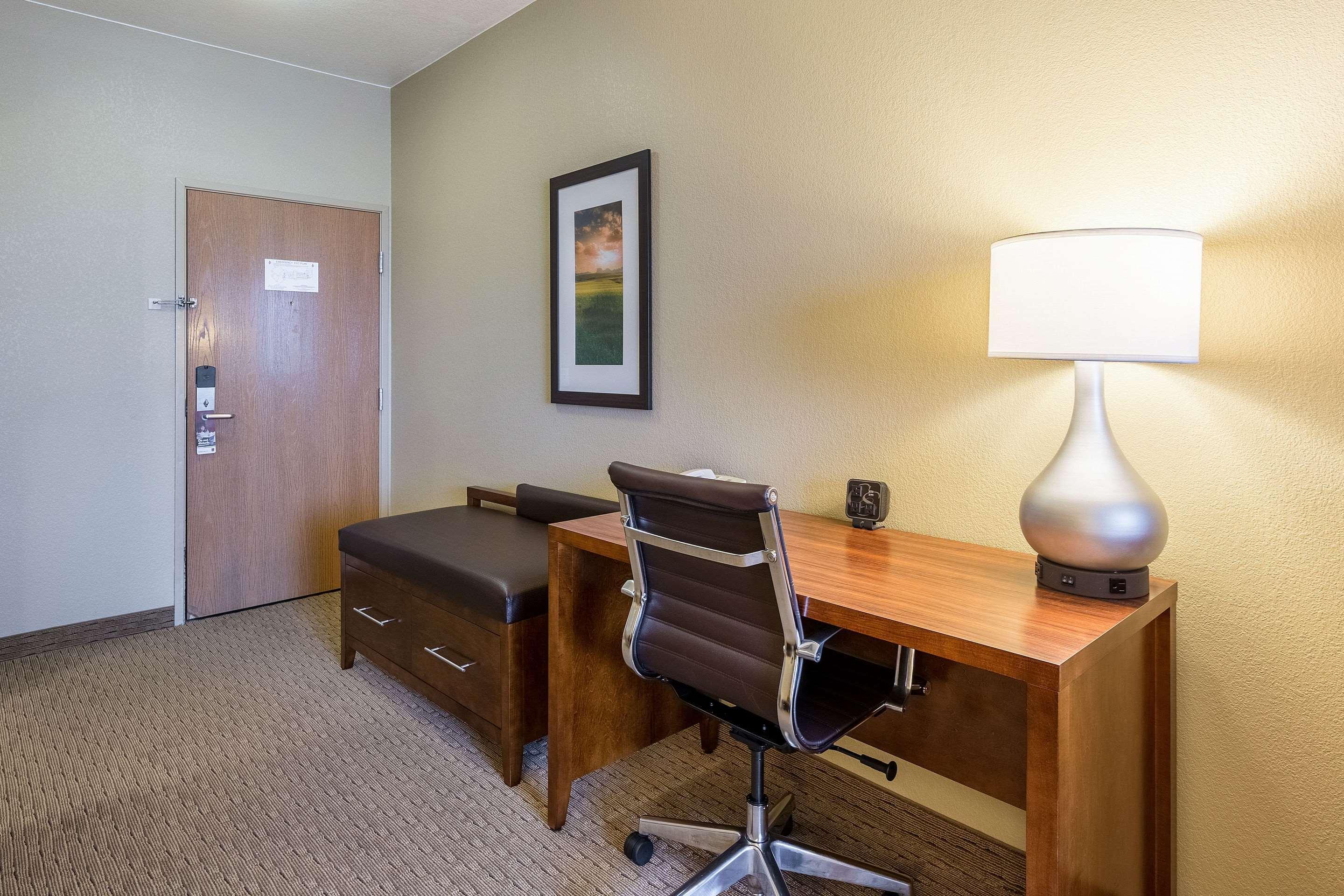 Comfort Suites ברלינגטון מראה חיצוני תמונה