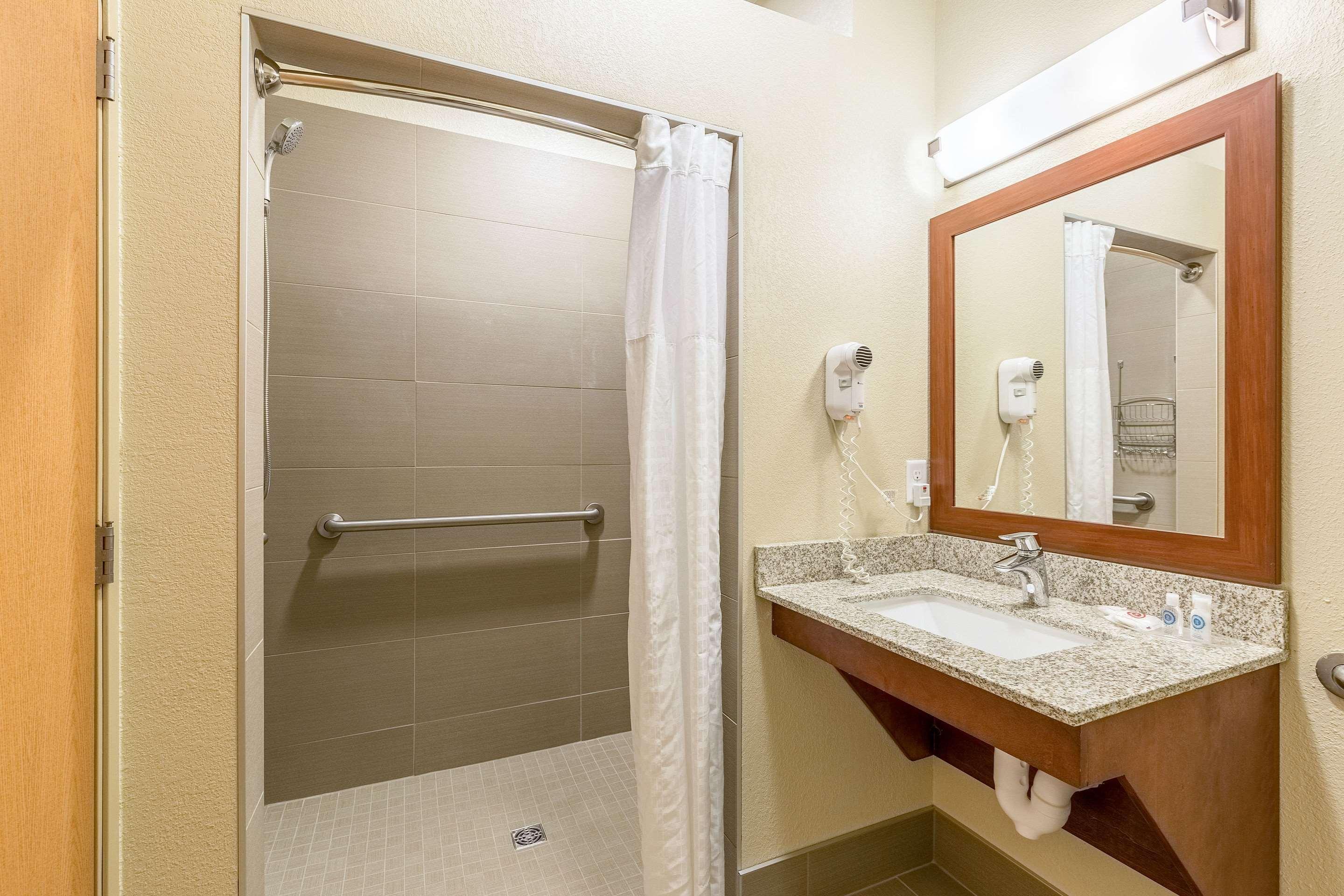 Comfort Suites ברלינגטון מראה חיצוני תמונה